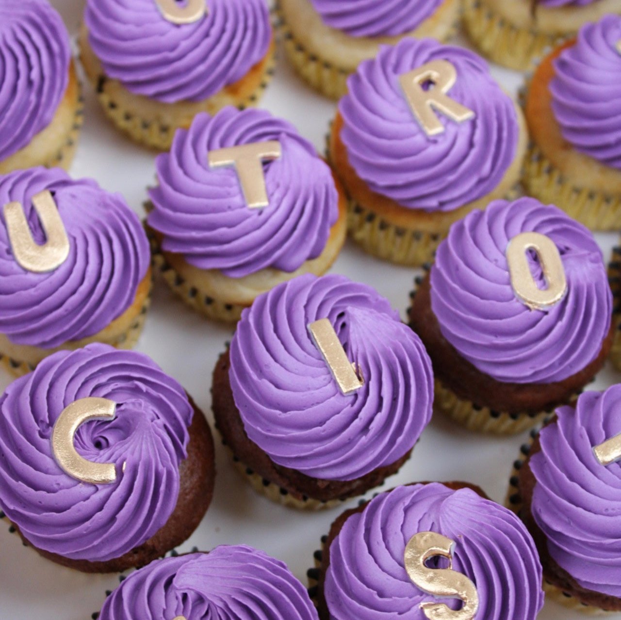 Mini Cupcakes Letra