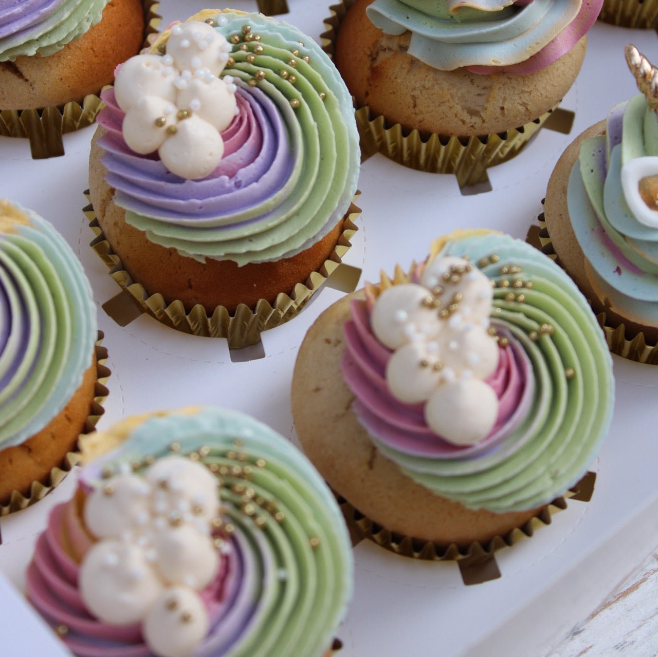 Cupcakes arcoíris
